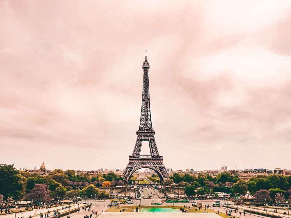 cute eiffel tower cover photo